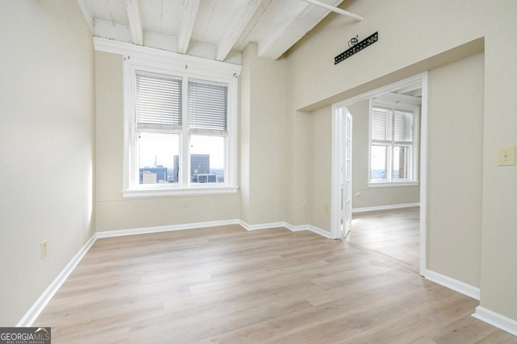 32 Peachtree Street - Photo 16