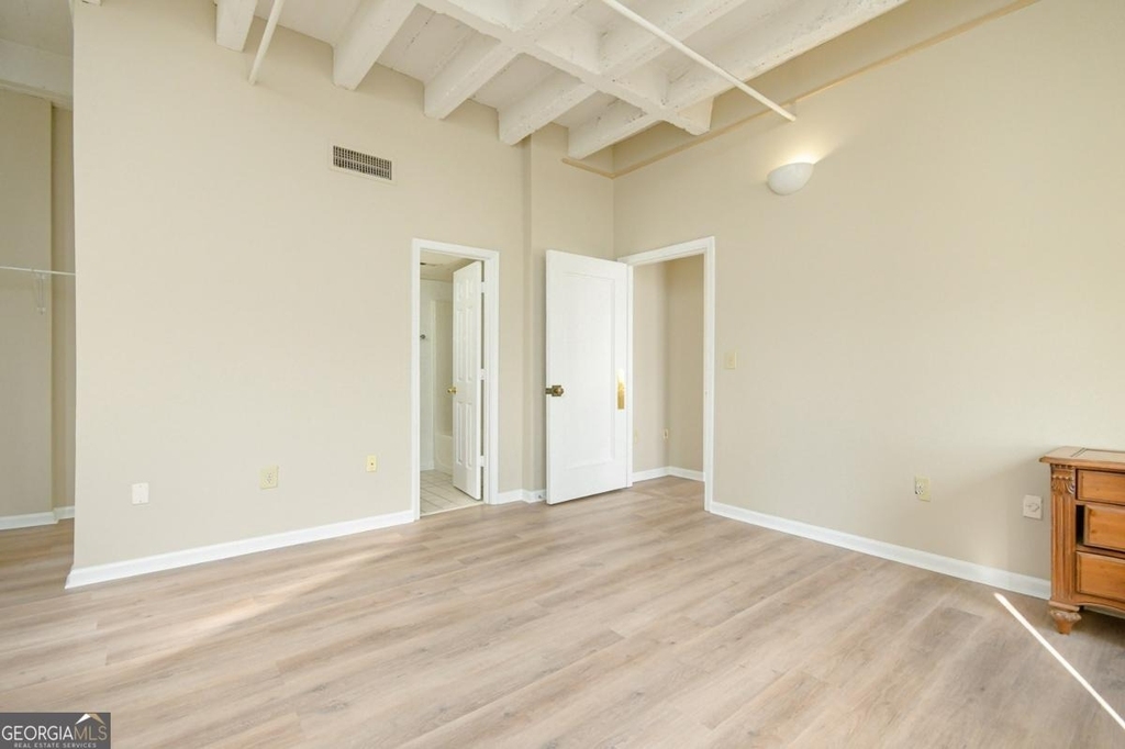 32 Peachtree Street - Photo 10