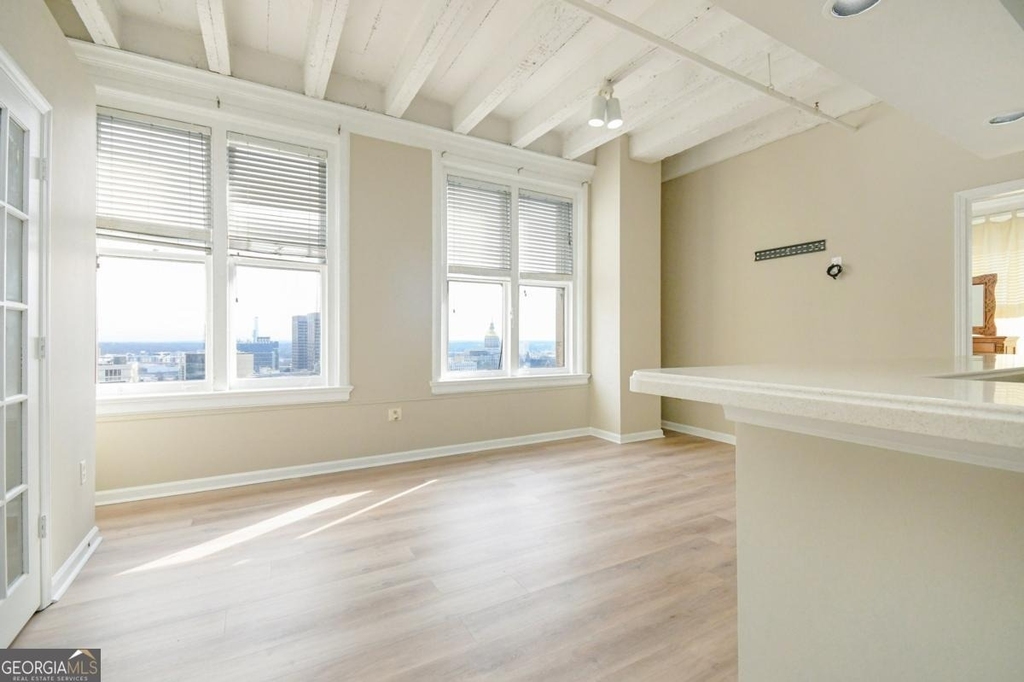 32 Peachtree Street - Photo 1