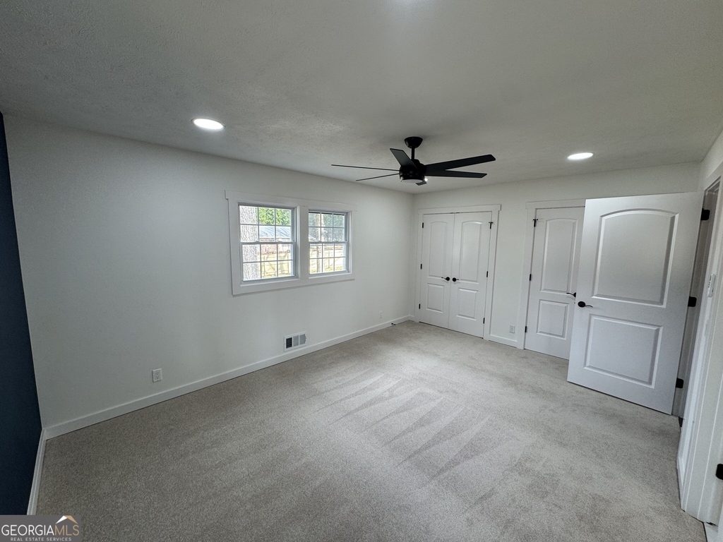 1390 White Oak Street Se - Photo 18