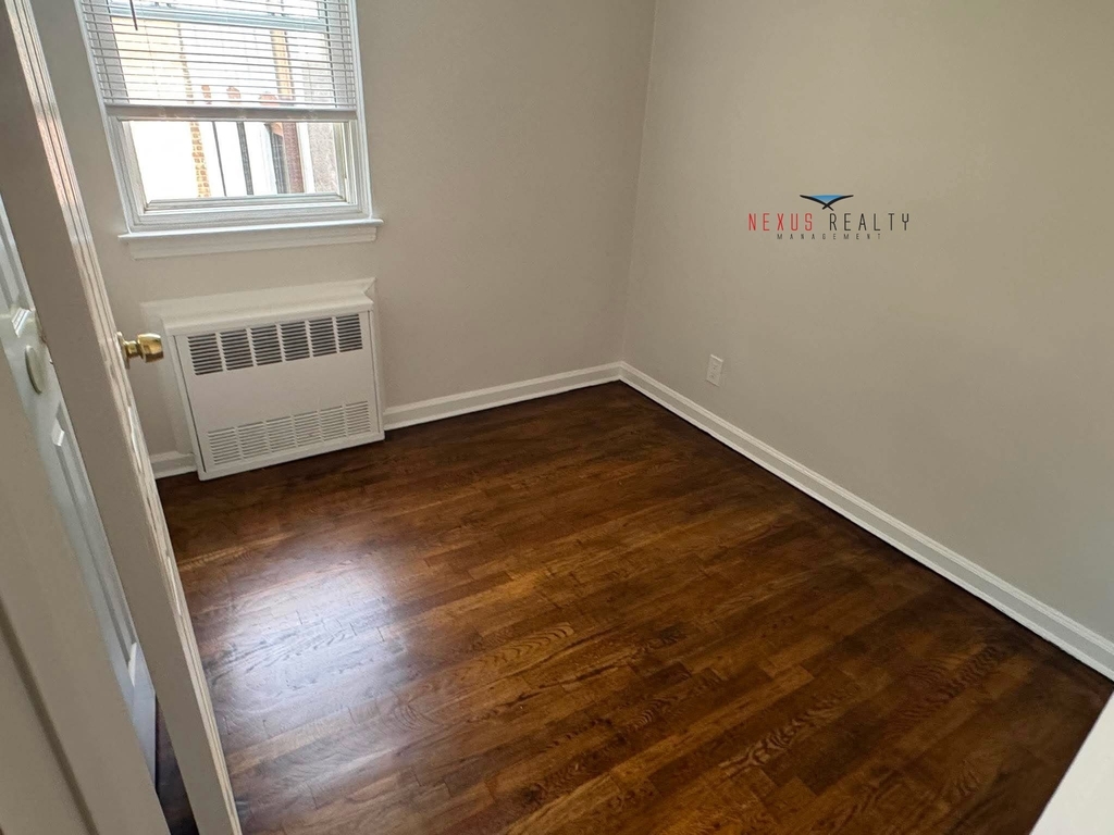 42-10 28th Avenue - Photo 4