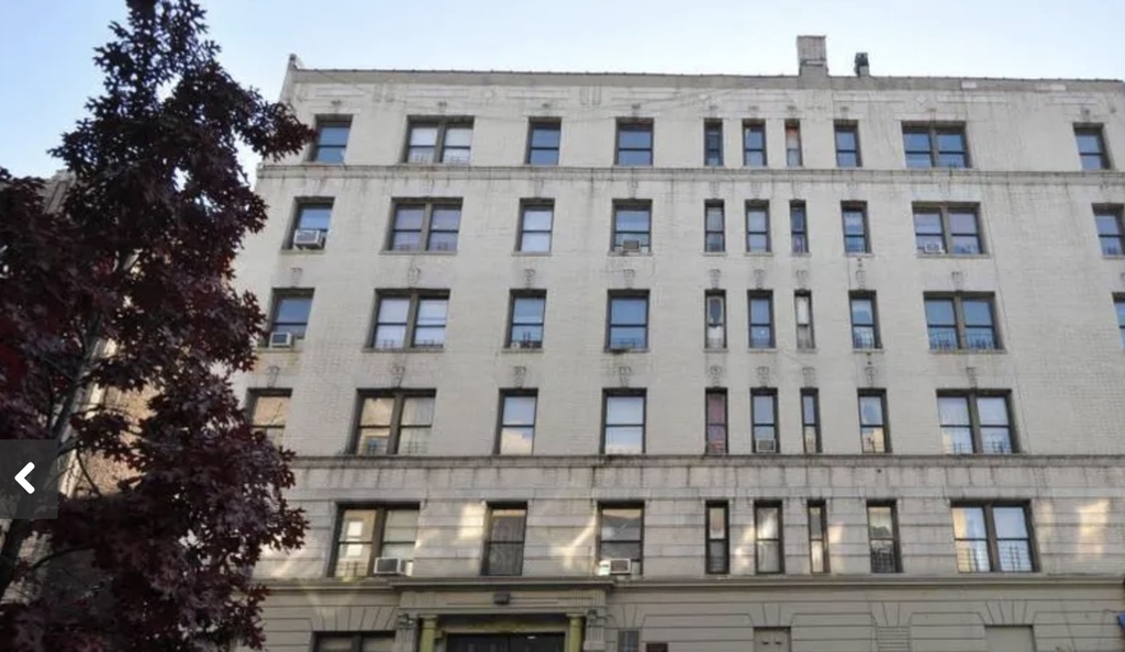 West 192 Street - Photo 5