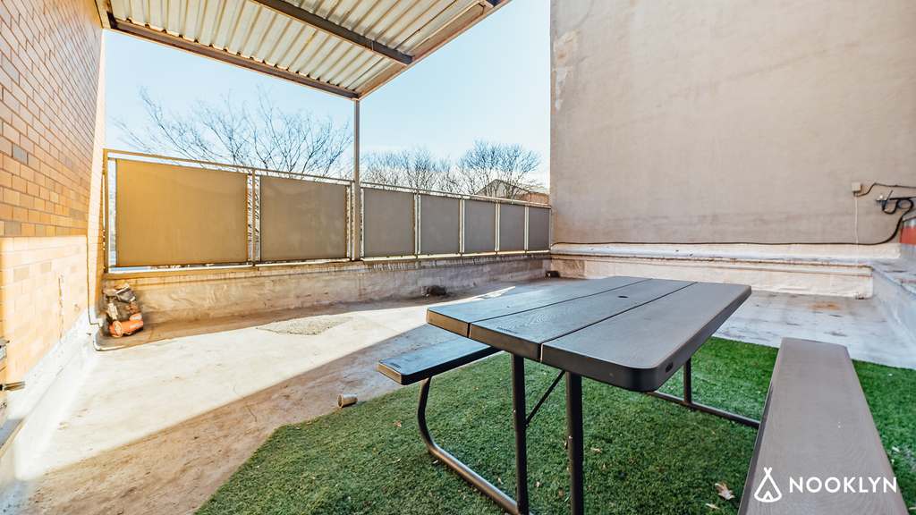 1350 Myrtle Ave - Photo 7