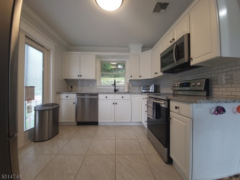 69 Birch Pkwy - Photo 16