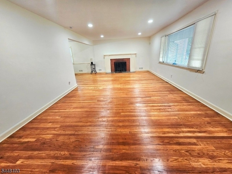765 W 7th St - Photo 14