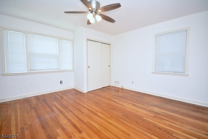 765 W 7th St - Photo 9