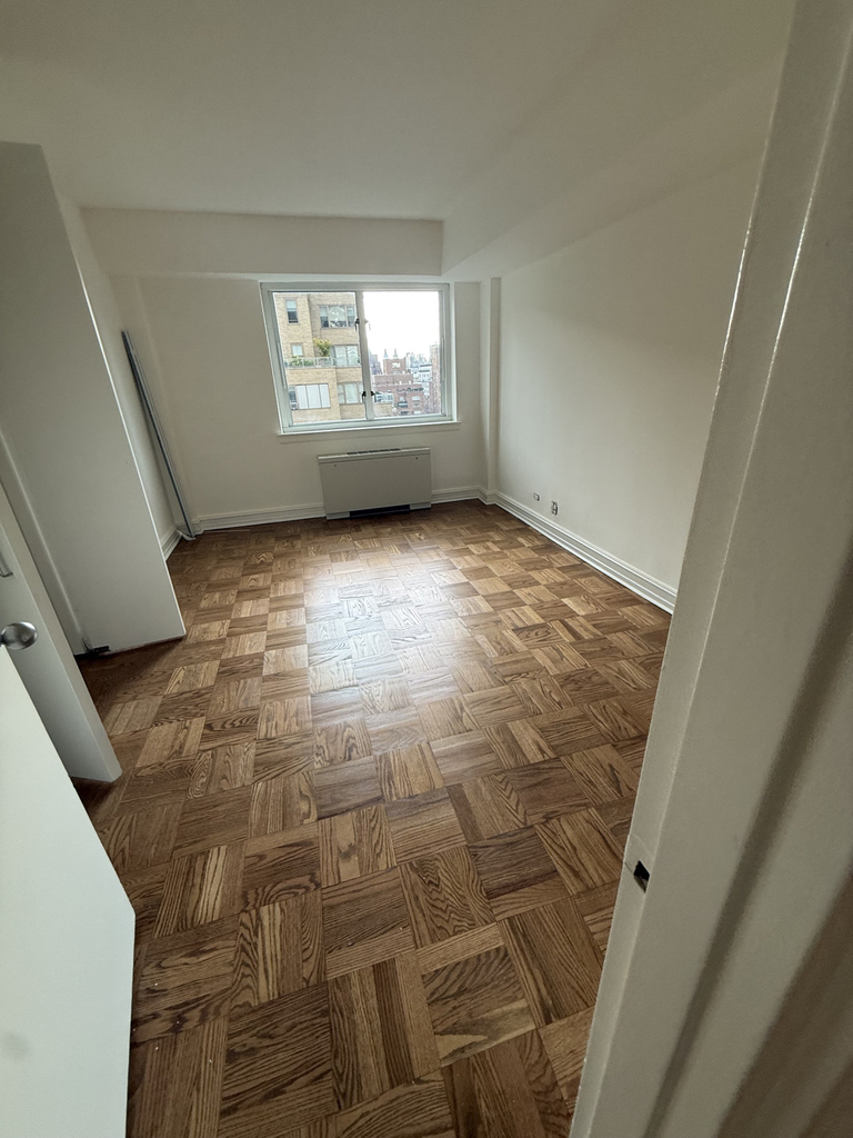 200 East 71st Street - Photo 8