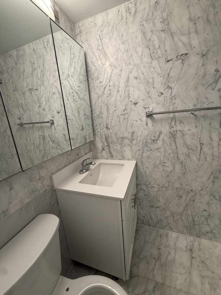 200 East 71st Street - Photo 3
