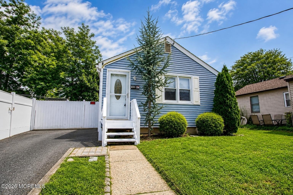 246 Brookside Avenue - Photo 1