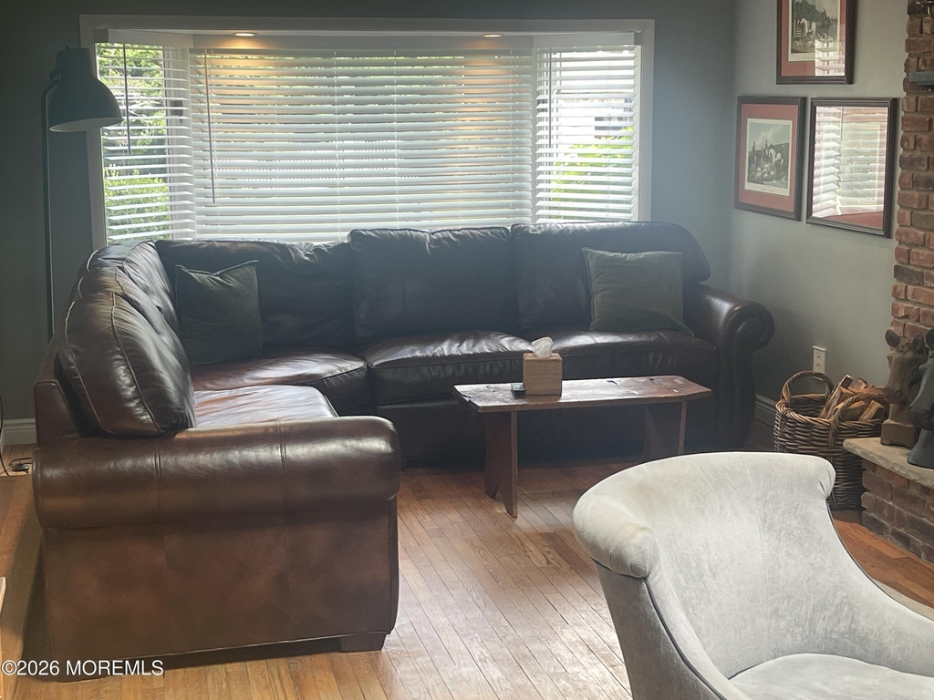 1010 Berkeley Avenue - Photo 4