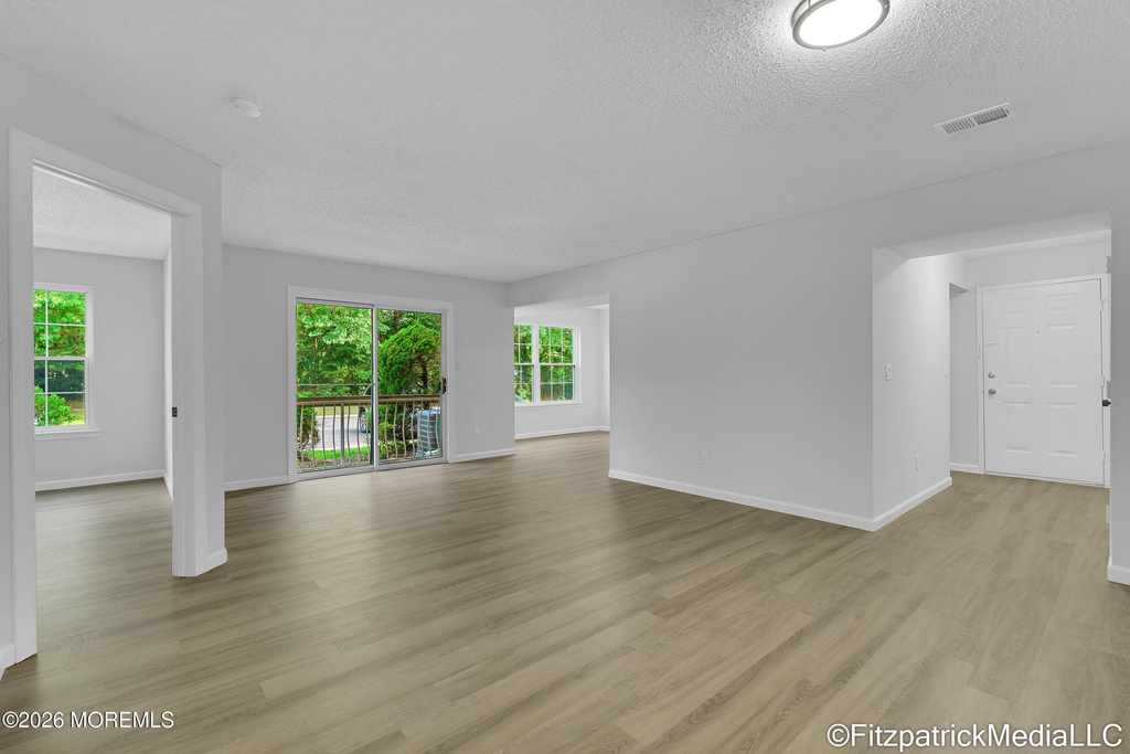 93 Diane Drive - Photo 14