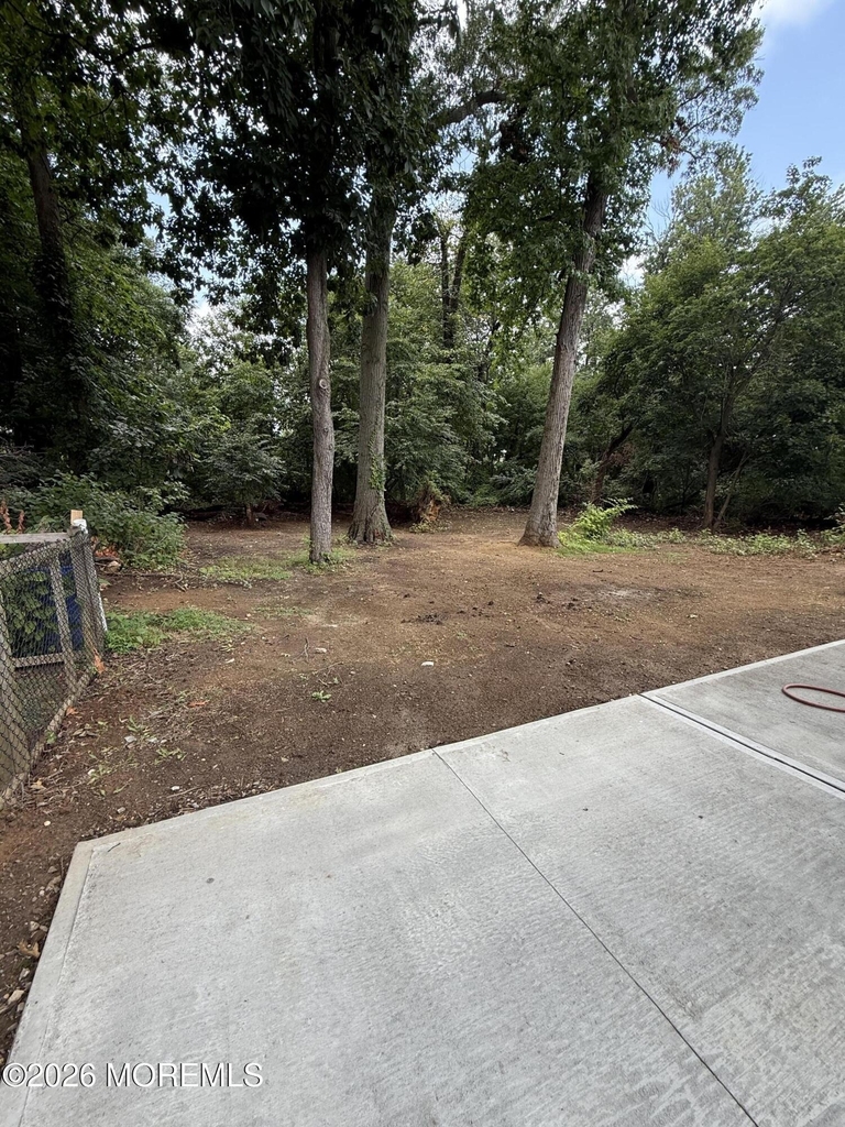 33 Weaverville Road - Photo 10