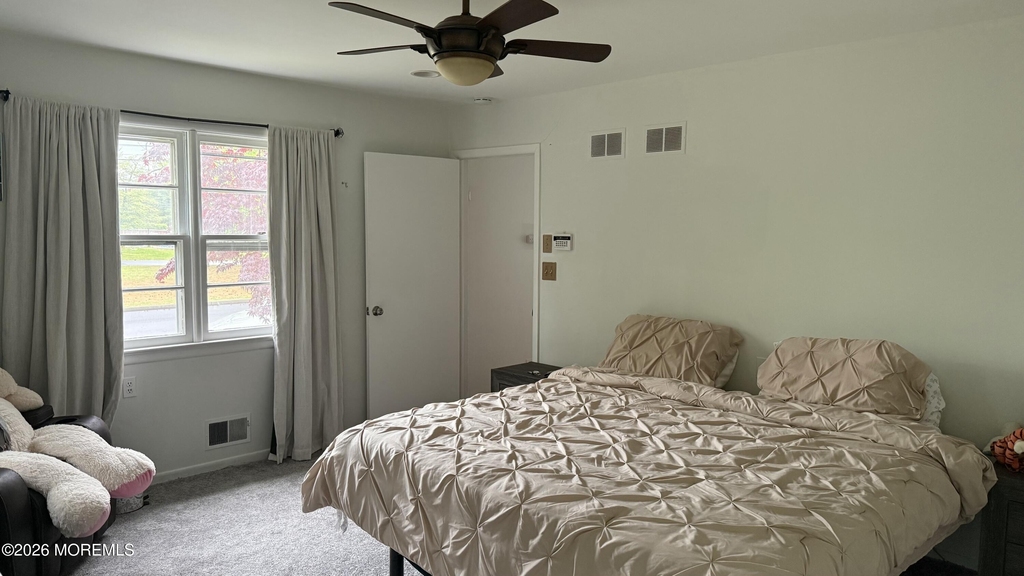 500 Freehold Street - Photo 1