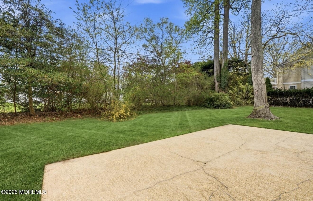 600 N Edgemere Drive - Photo 44