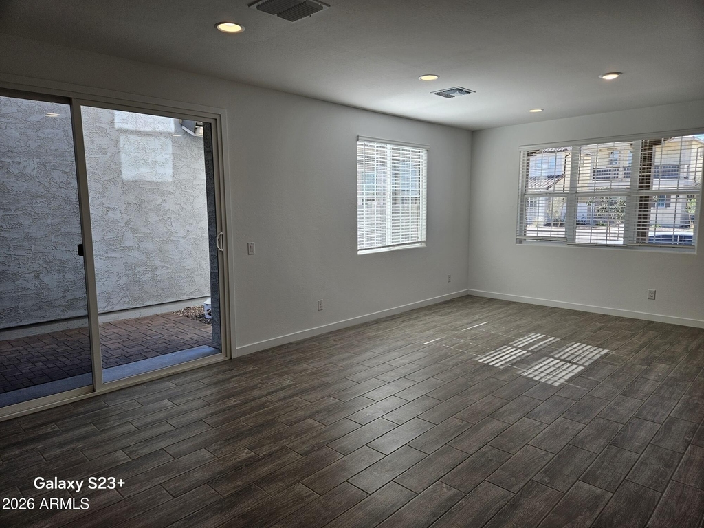 8254 E Prairie Avenue - Photo 7