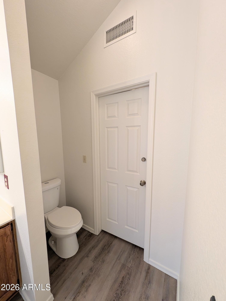 2325 E Lakecrest Drive - Photo 20