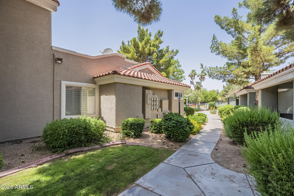 2929 W Yorkshire Drive - Photo 38