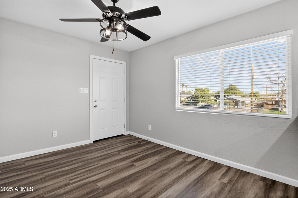 1110 N 10th Street - Photo 6