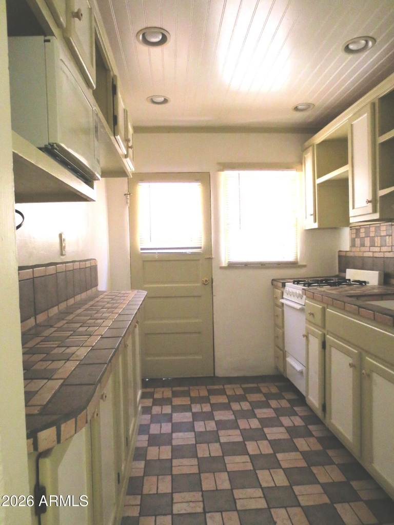 638 Tombstone Canyon - Photo 5
