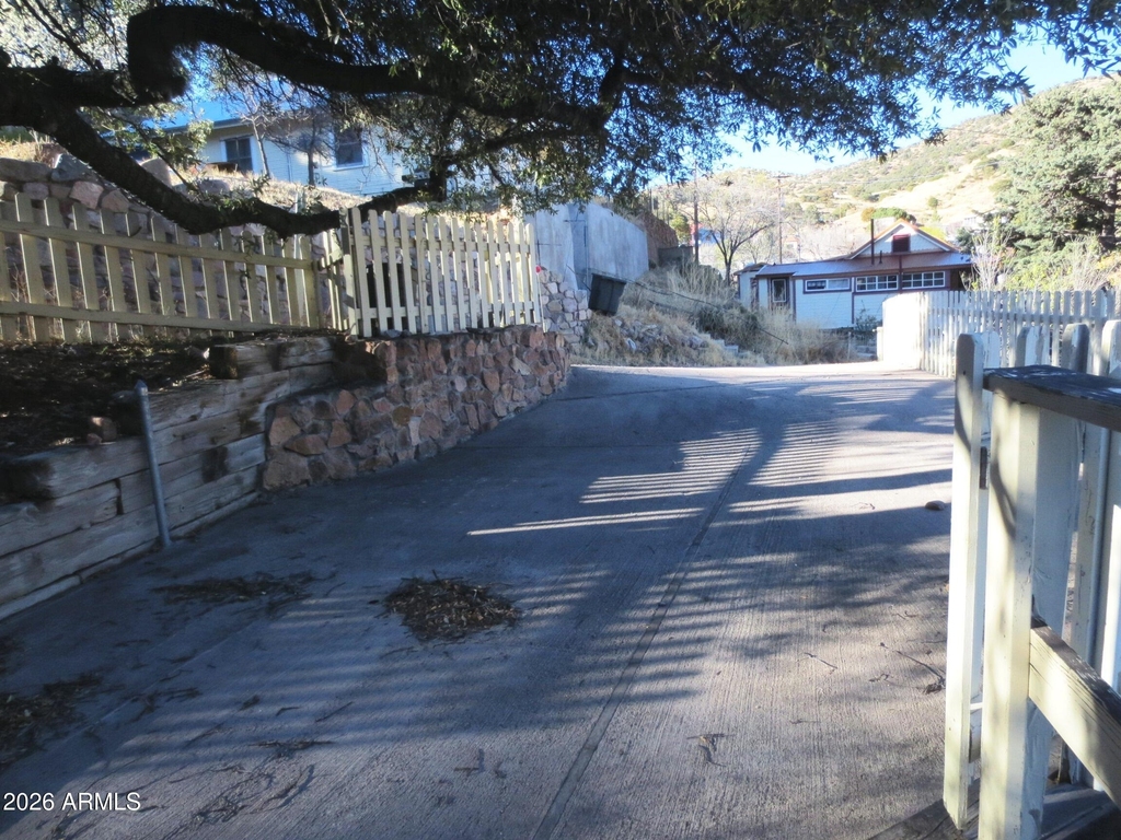 638 Tombstone Canyon - Photo 12
