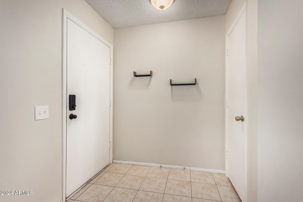 20439 N Skylark Drive - Photo 6