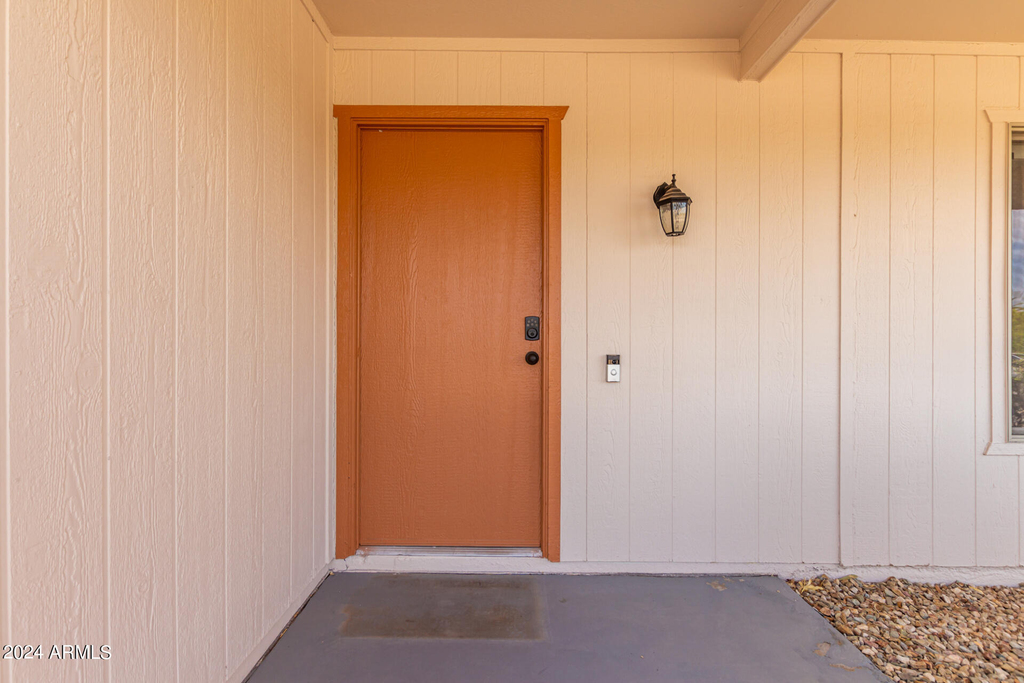 20439 N Skylark Drive - Photo 5