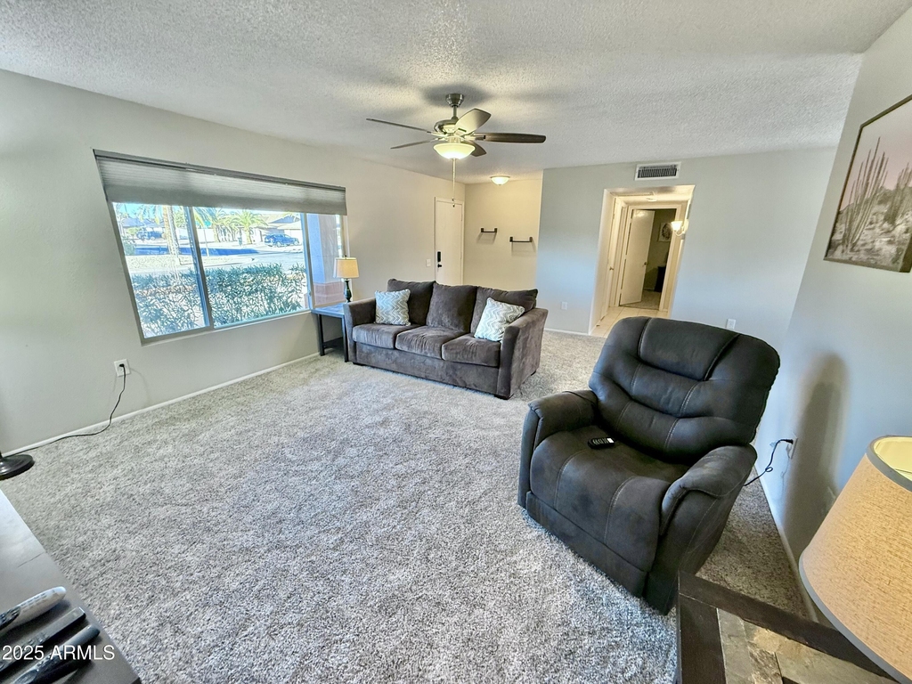 20439 N Skylark Drive - Photo 7