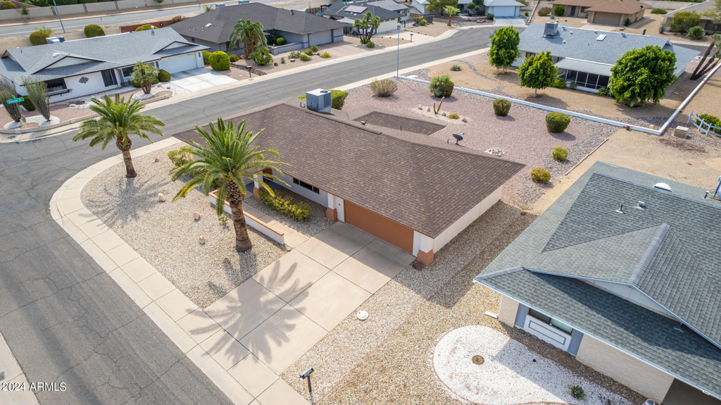 20439 N Skylark Drive - Photo 2