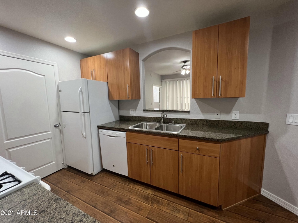 6900 E Princess Drive - Photo 2