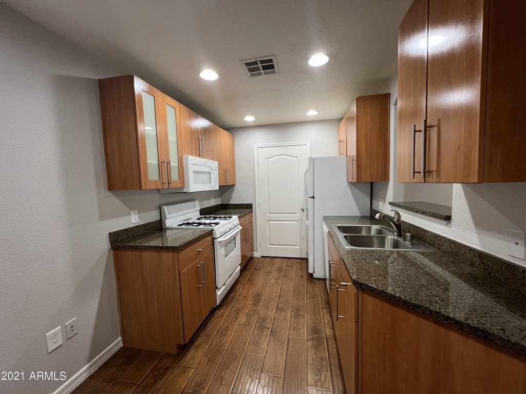 6900 E Princess Drive - Photo 1