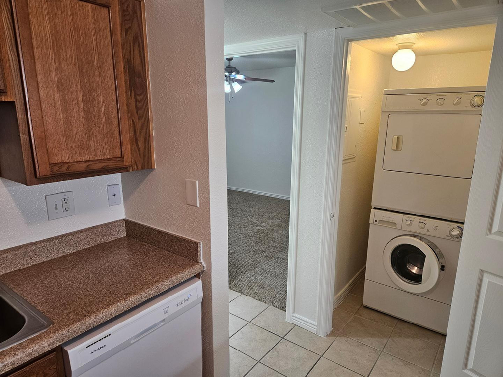 1312 S Hardy Drive - Photo 5