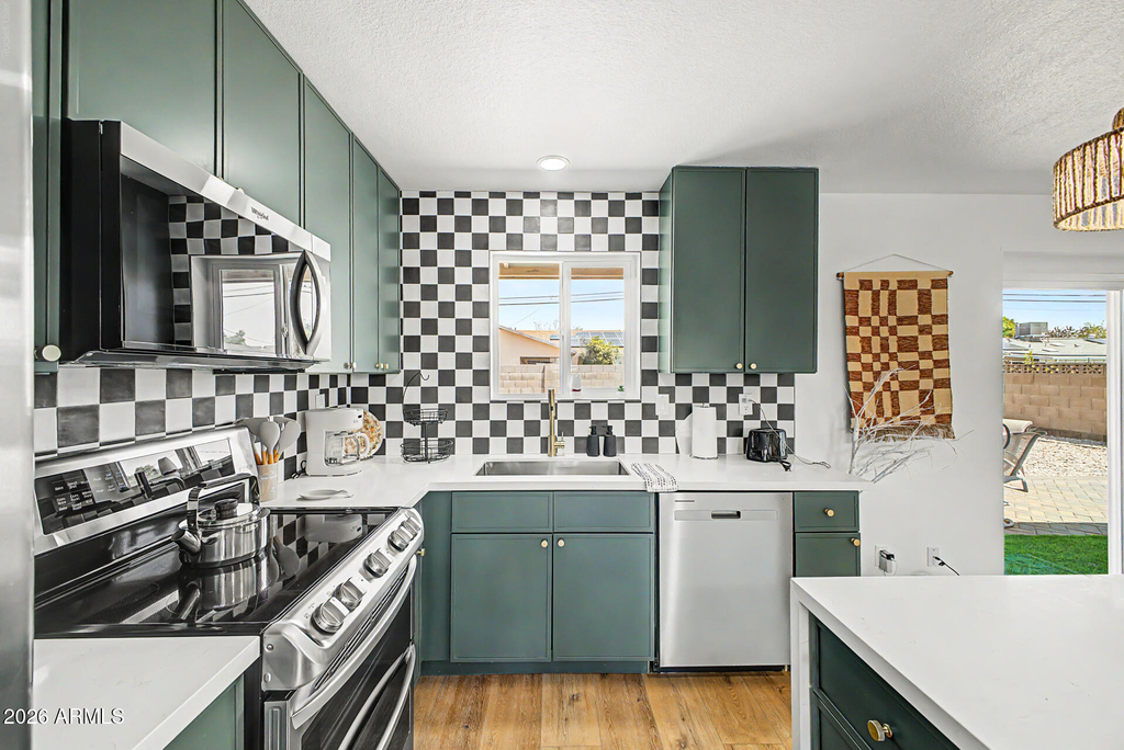 33 S Pueblo Street - Photo 6