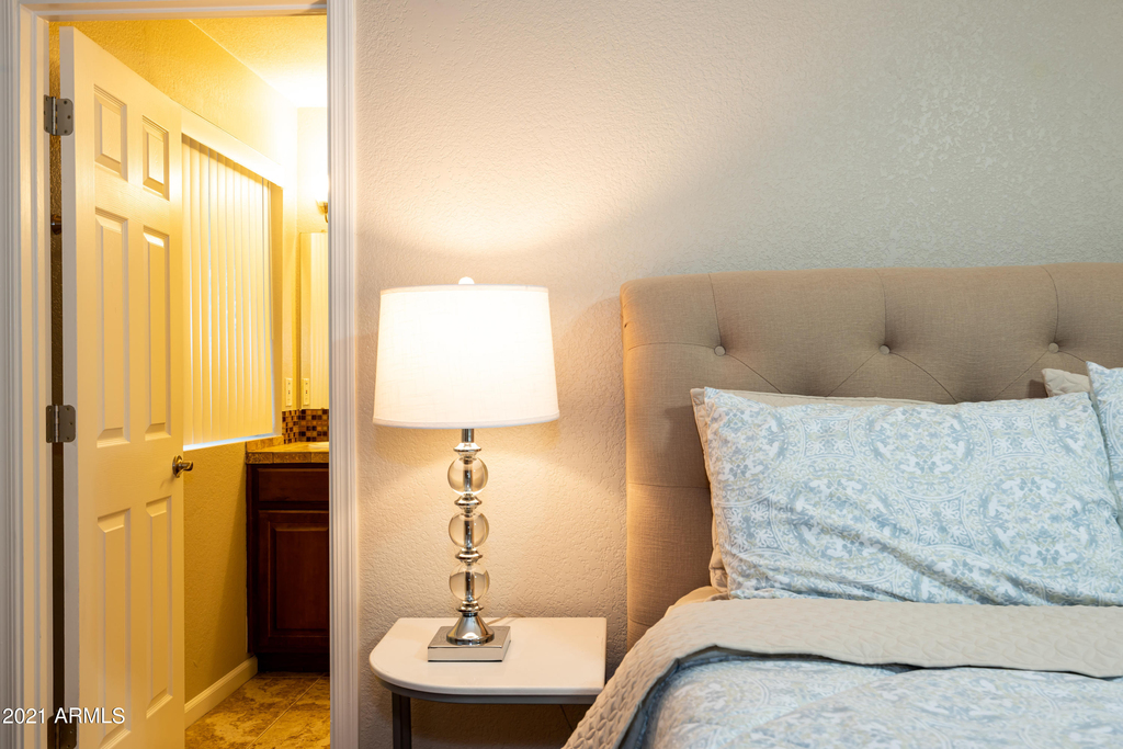 1332 W 6th Street - Photo 23