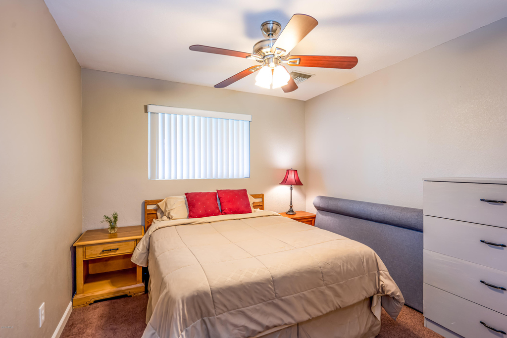 1332 W 6th Street - Photo 6