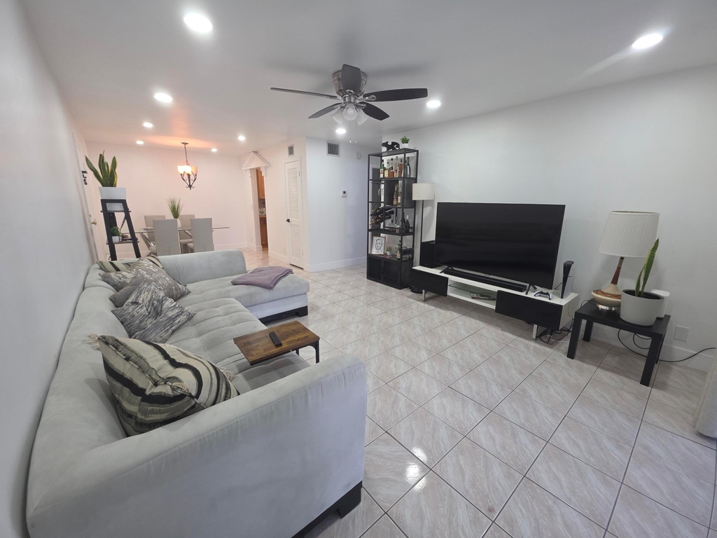 6391 Bay Club Drive - Photo 13