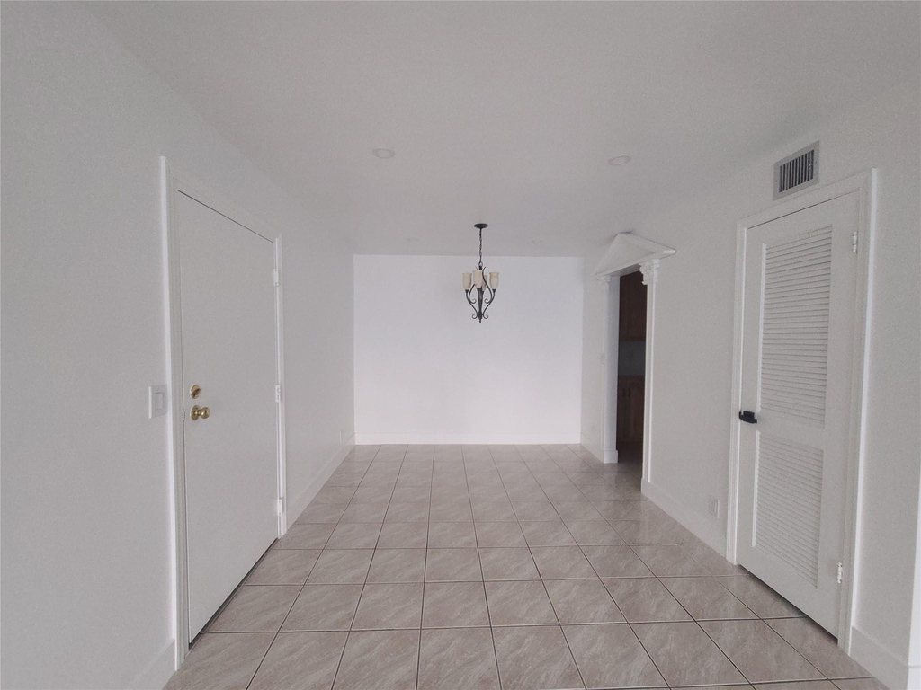 6391 Bay Club Drive - Photo 18