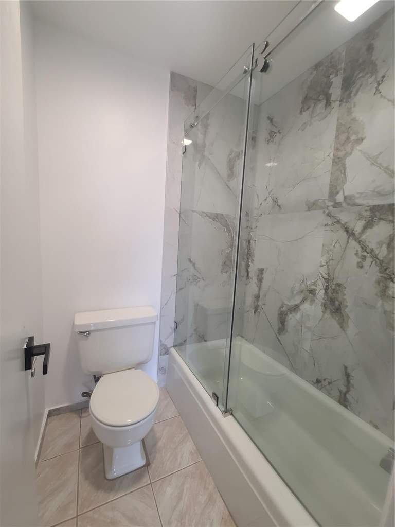 6391 Bay Club Drive - Photo 26