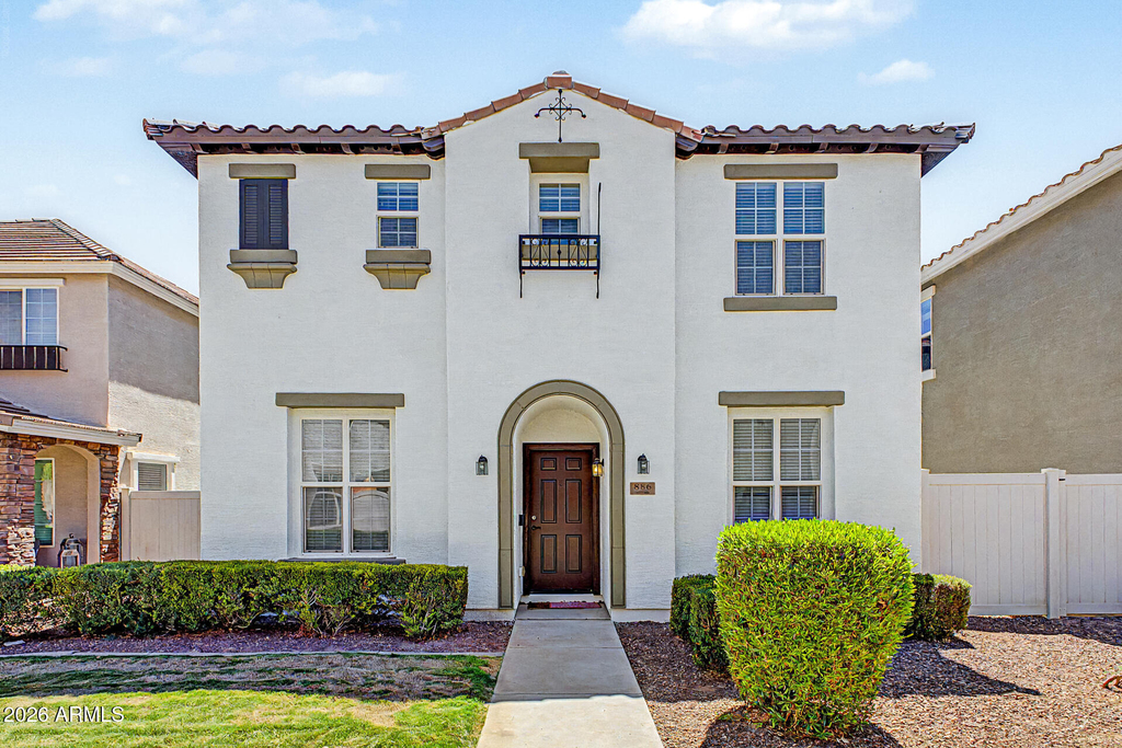 886 S Huish Drive - Photo 1