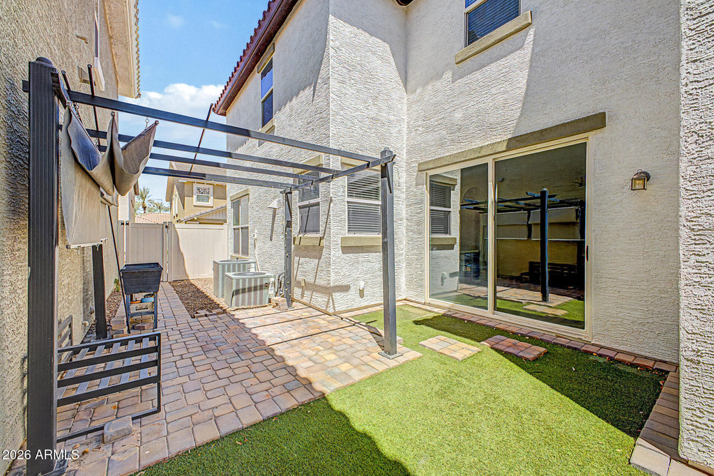 886 S Huish Drive - Photo 36