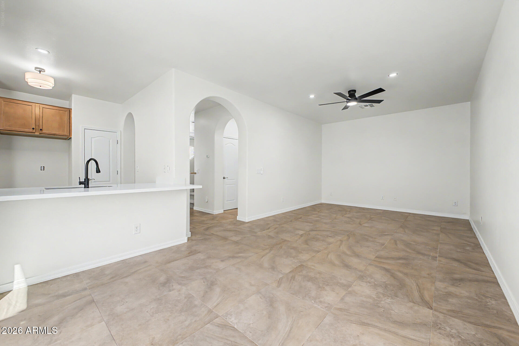 886 S Huish Drive - Photo 11