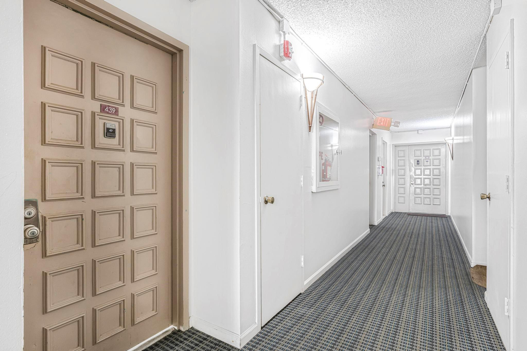 7081 Environ Boulevard - Photo 14