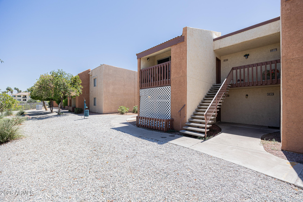 2121 W Royal Palm Road - Photo 0