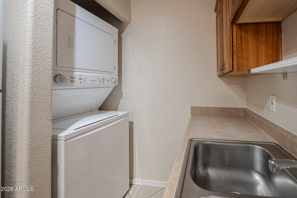 2121 W Royal Palm Road - Photo 17