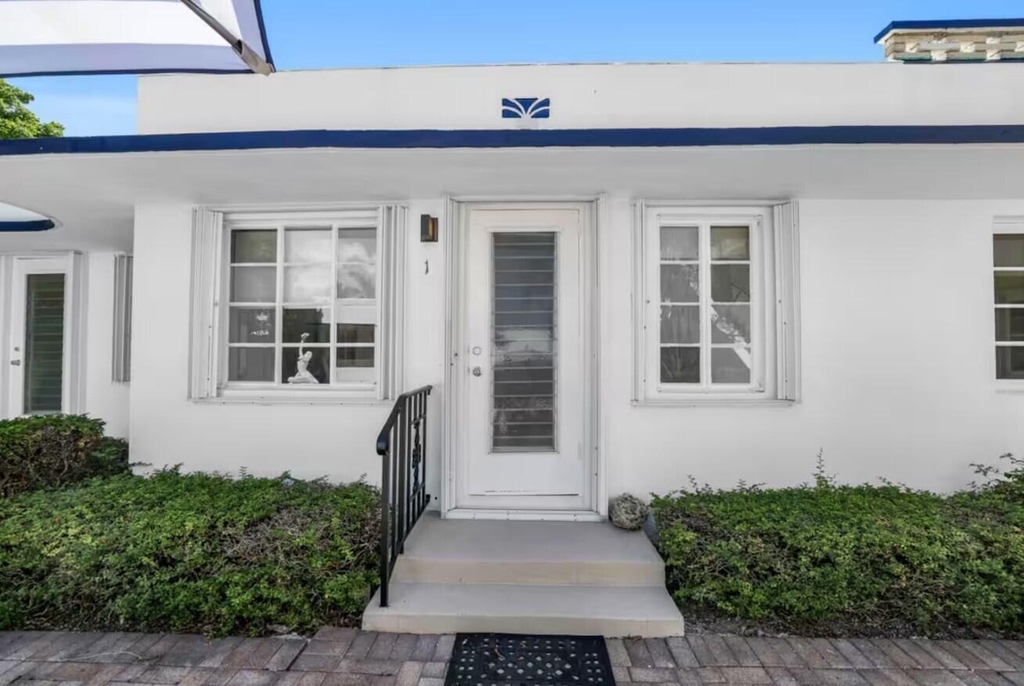 320 Inlet Way - Photo 2