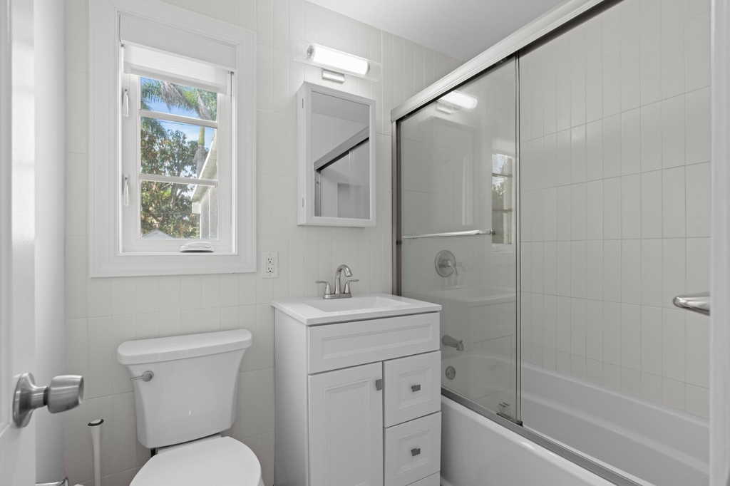 426 48th Street - Photo 10