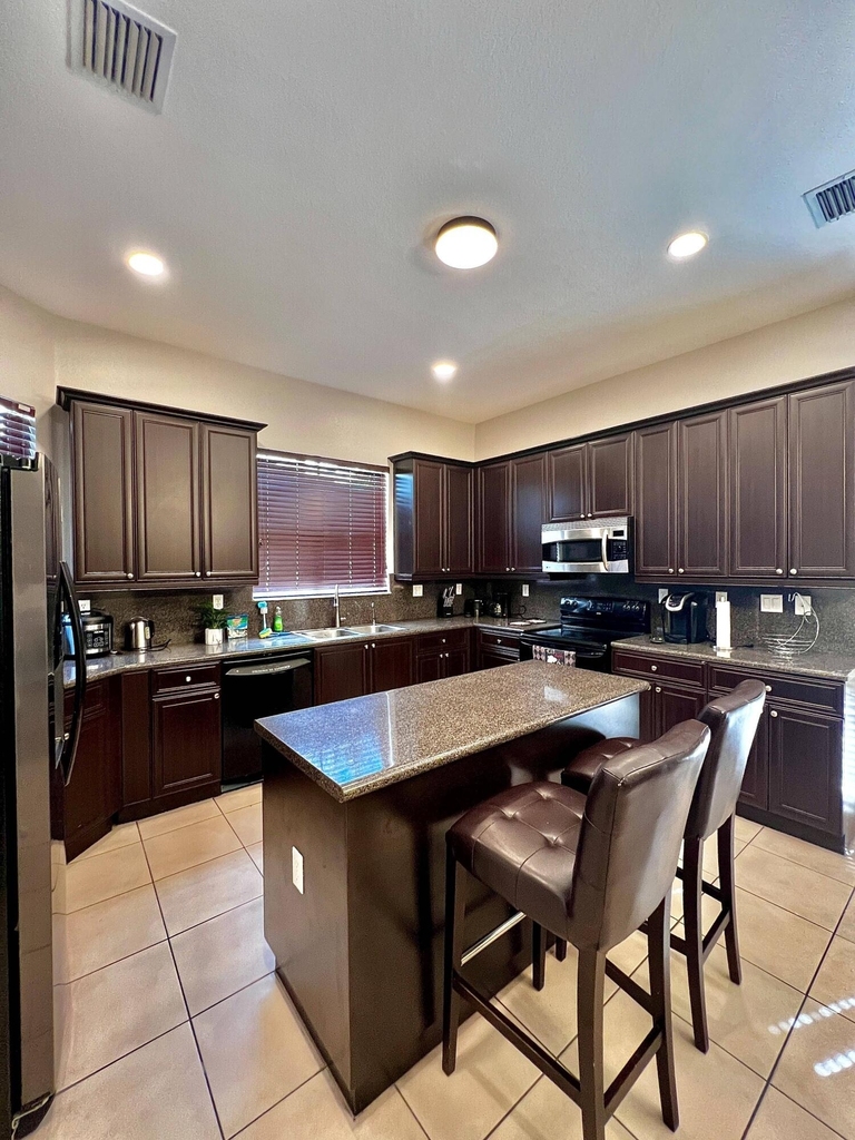 8874 Nw 182nd Street - Photo 17