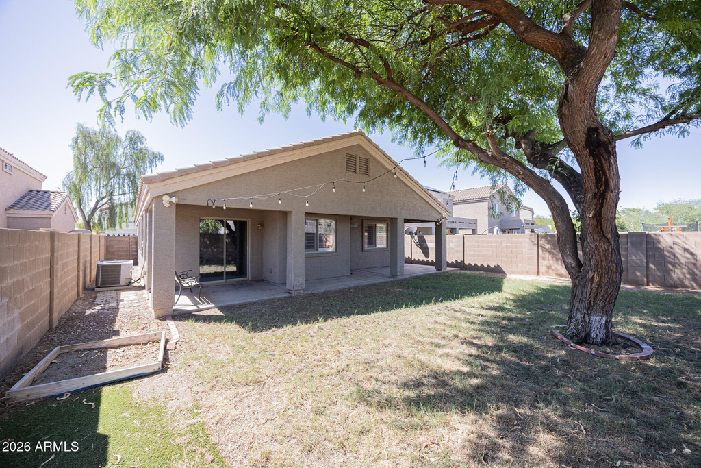10960 W Taft Street - Photo 27