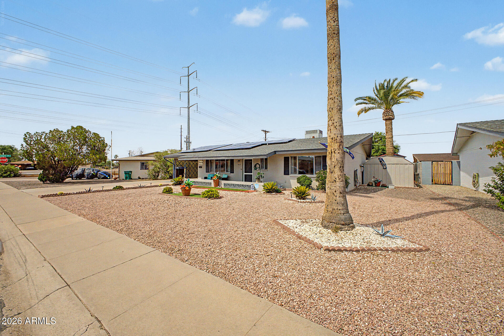 410 N 56th Place - Photo 4
