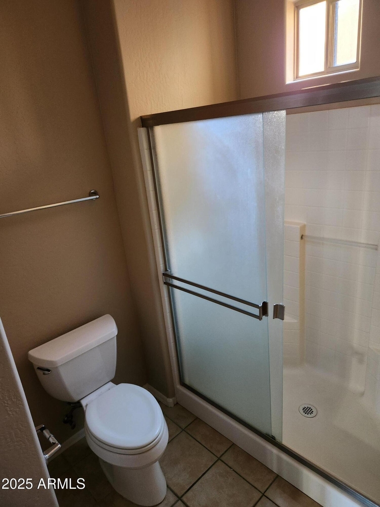 16410 S 12th Street - Photo 2