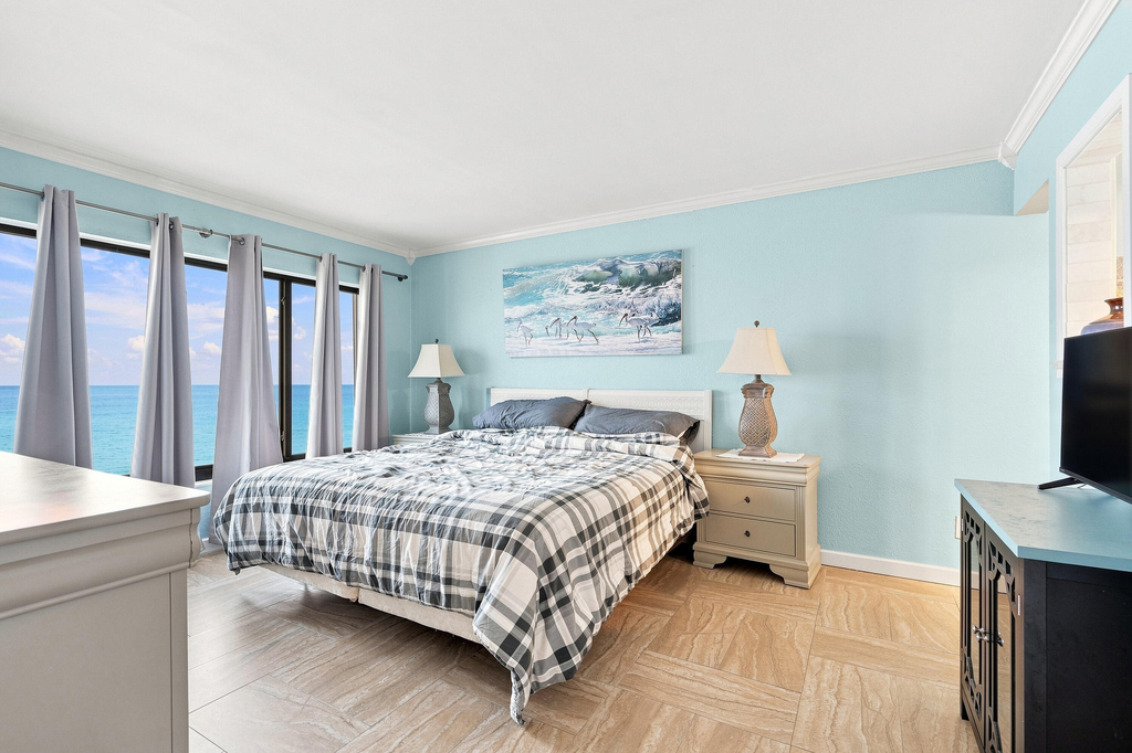 10310 S Ocean Drive - Photo 0